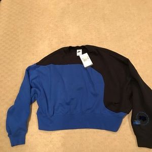 Nike Clear Clash Cropped Crewneck NWT